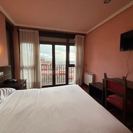 Hotell Santa Teresa 3*