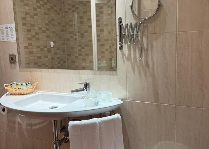 Hotel Santa Teresa 3*